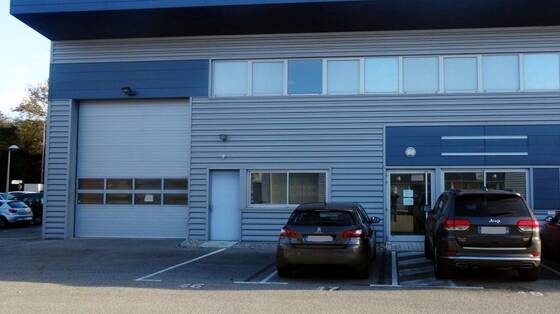 Locaux d'activités de 357 m² sur Alpespace